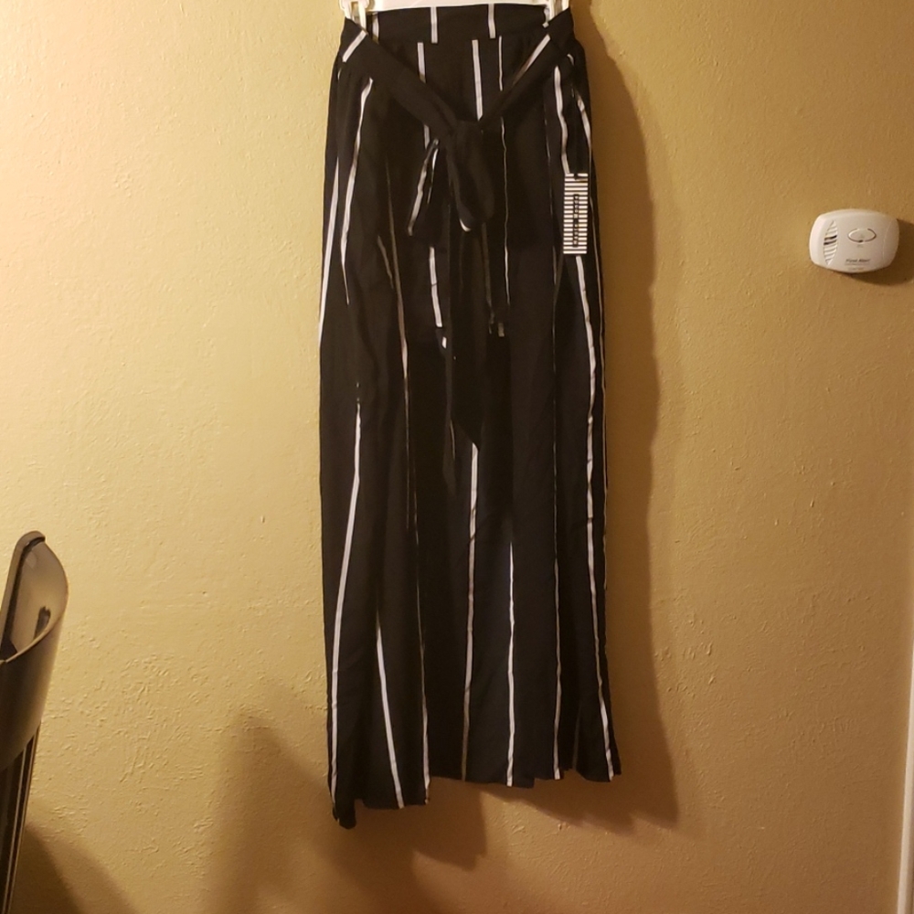 Black and white shorts with train